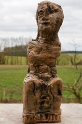 HERA, Terrakotta 2022, gebrannt, h = 34 cm